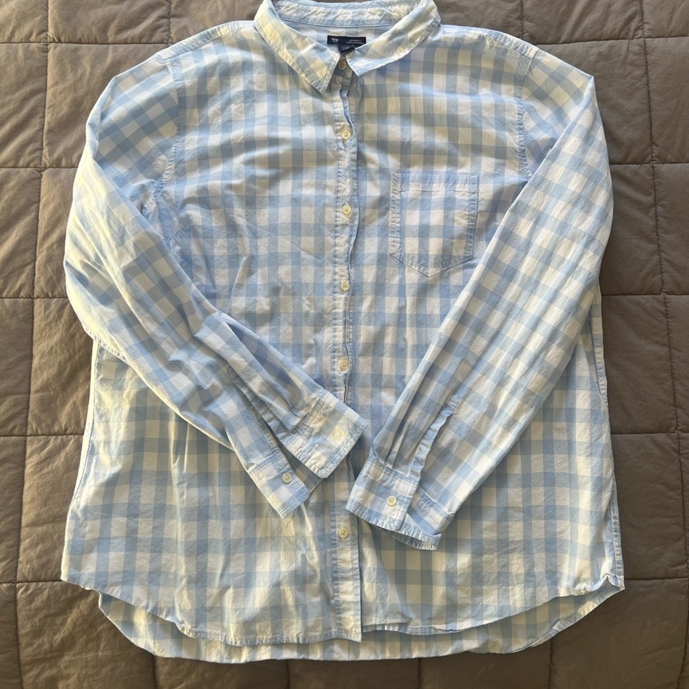 GAP PLAID DESIGN BUTTON UP